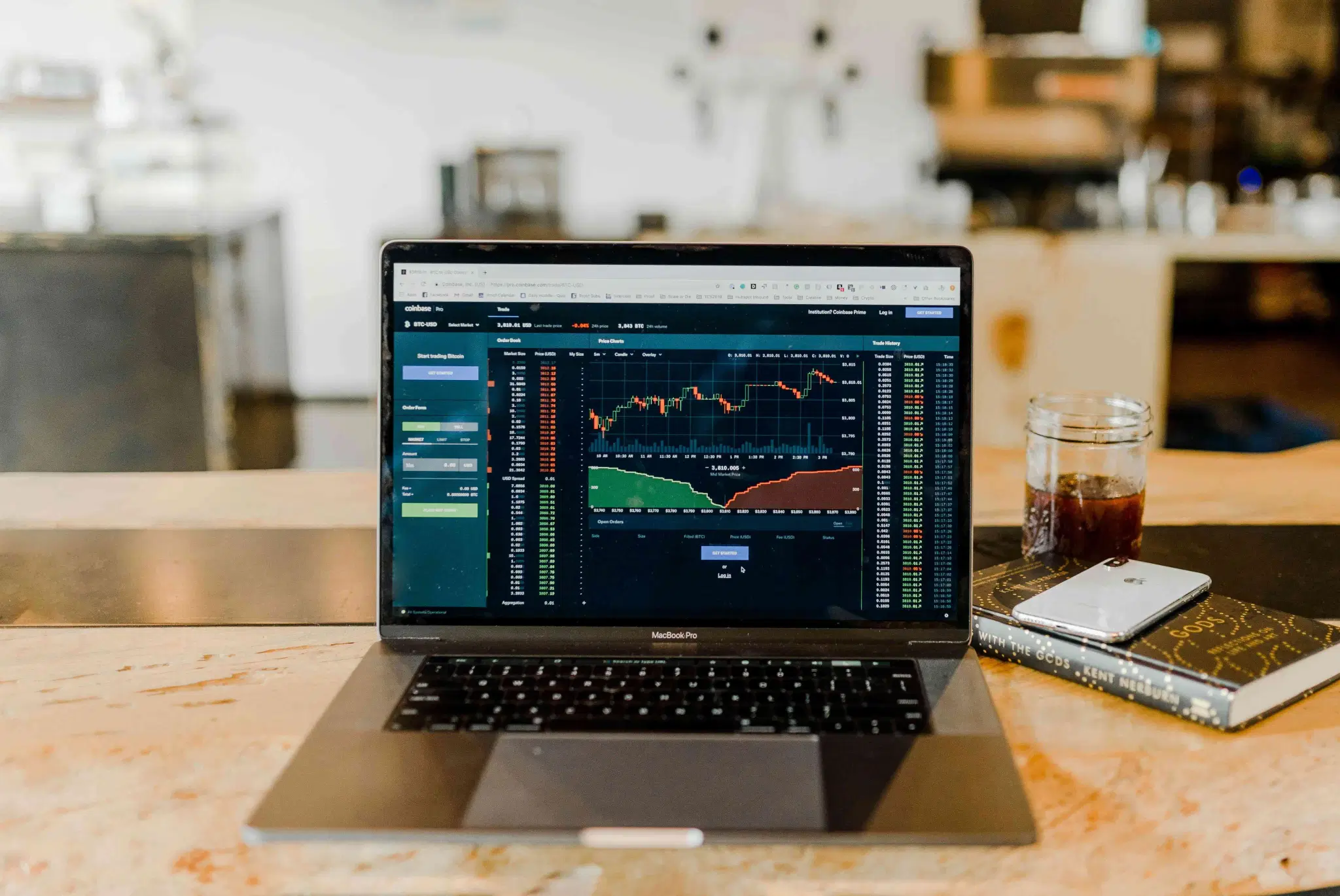 Dividend Stocks – potential to Outshine Bonds in a Low Interest Rate Environment